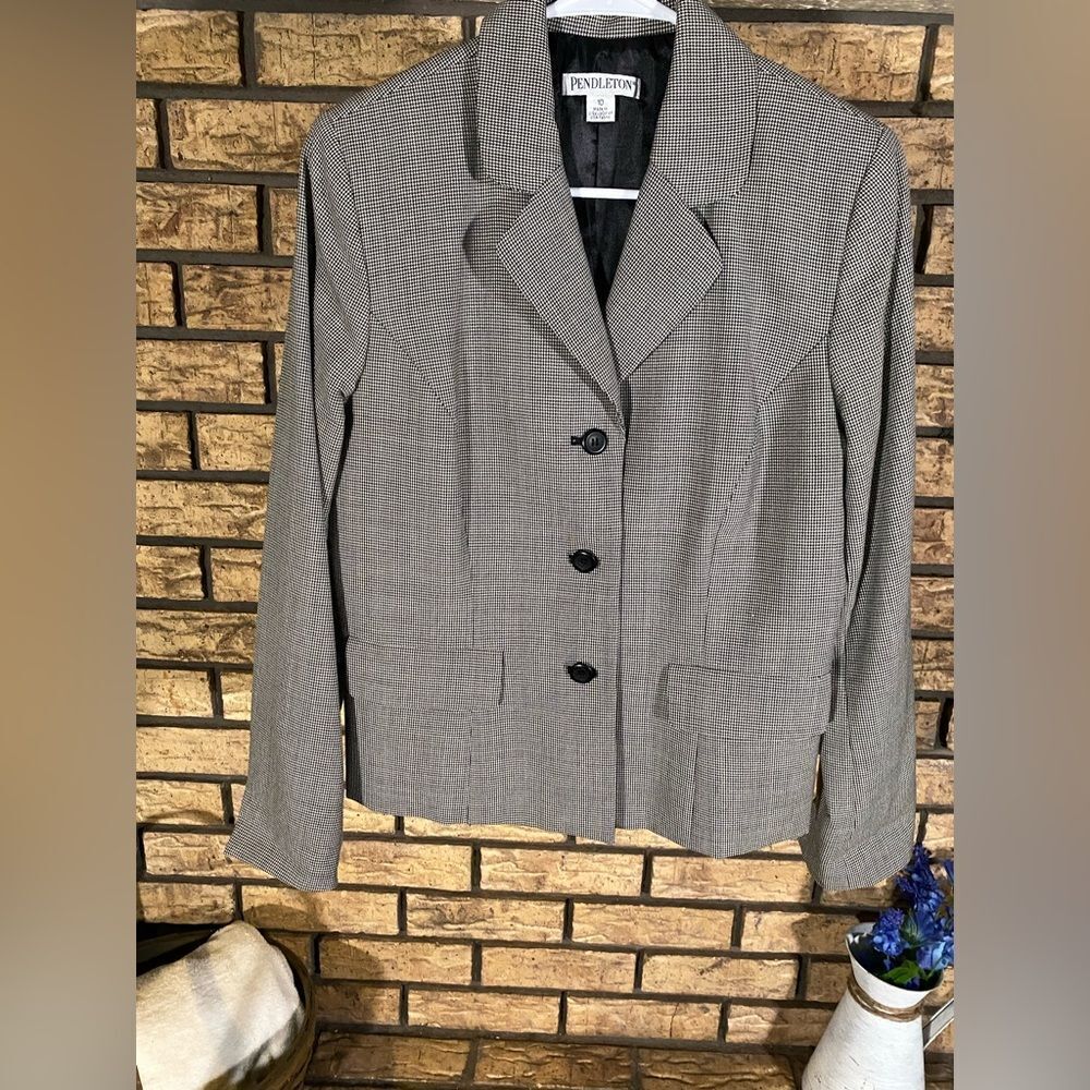 Pendleton 100% wool blazer black and white checker grey
